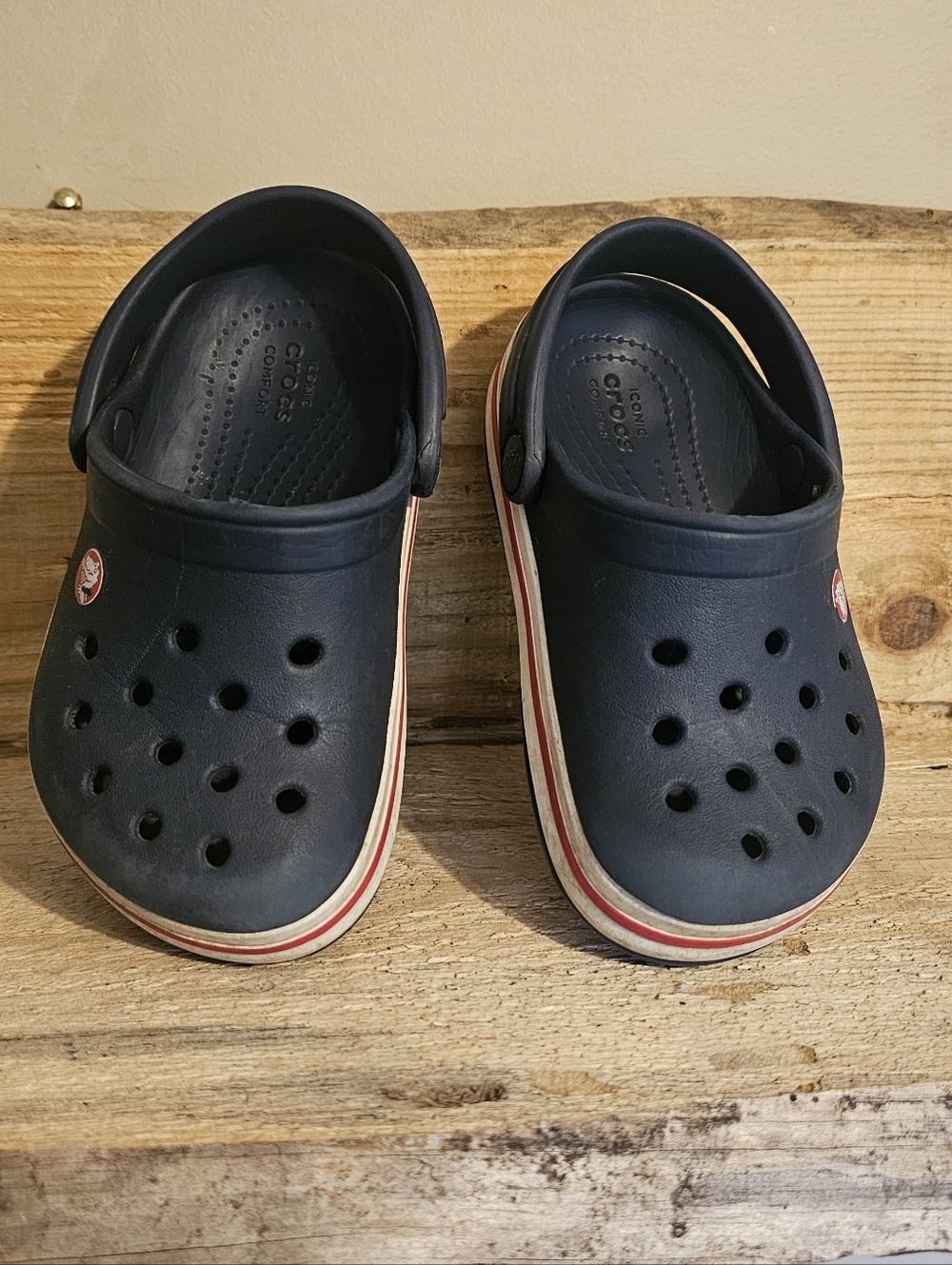 Crocs Crocband Clogs featuring a prominent white and red racing stripe Baby 7 - Picture 3 of 4